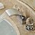 abordables Grifería para lavabos-Baño grifo del fregadero - Cascada Cromo Muy Difundido Dos asas de tres agujerosBath Taps / Latón