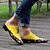 abordables Zuecos y sandalias de hombre-Hombre Zapatos Confort PU Verano Casual Zuecos y pantuflas Antideslizante Amarillo / Rojo / Verde