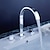 billiga Multihål-tvättställsblandare - vridbar / utbredd / vattenfall krom däck monterad två handtag tre hålbadkranar