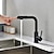 billiga Kökskranar-diskbänksblandare svart enkelhandtag ett hål elektropläterad utdragbar/neddragbar centerset moderna kökskranar med ström- och duschlägen