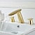 abordables Trous multiples-robinet de lavabo de salle de bain répandu, robinets de bain galvanisés à mélangeurs et trois trous