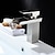 abordables Classiques-cascade de robinet mitigeur d&#039;évier de salle de bain, robinet de lavabo de salle de bain chromé à un trou de style moderne à poignée unique tuyau d&#039;eau chaude froide réglable en laiton