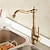お買い得  クラシカル-浴室の流しの蛇口の銅/センターセットの洗面器の蛇口のシングルハンドルの1つの穴のバスタップには、冷水と温水が含まれています