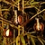 זול אורות נתיבים ופנסים-2/4 יחידות מסלול חיצוני אורות פנסים תלויים שמש עמיד למים גן מרפסת סימולציה להבה תלוי אור חג המולד חיצוני עמיד למים חצר מסיבת חג נוף קישוט אור