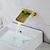 billige Vægmonteret-led badeværelsesvask blandingsbatteri vandfaldstuds 3 farver vandtemperatur, håndvask beholderhaner messing vægmonteret enkeltgrebs to hullers badekarhaner med kold og varm slange