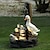 baratos Luzes e lanternas de caminho-Estátua de jardim com luzes solares estátua de jardim animal com luzes led solares resina pato esquilo fonte de água estátua para decoração de pátio ao ar livre