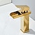 Недорогие классический-Ванная раковина кран - Водопад Нержавеющая сталь По центру Одной ручкой одно отверстиеBath Taps