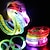 preiswerte Deko-10 Stück LED-Leuchtarmbänder, neonleuchtende Armreifen, leuchtende Armbänder, die im Dunkeln leuchten, Partyzubehör für Kinder und Erwachsene
