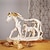 billige Statuer-harpiks hest statue, hest ornament dekorative, hest statue hest figurer dyremodell skrivebord ridesport løpende hest statue håndverk moderne dekorasjon