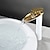 رخيصةأون حنفيات مغاسل الحمام-بالوعة الحمام الحنفية - شلال مطلي / طلاء ملون في وسط التعامل مع واحد ثقب واحدBath Taps