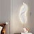abordables Apliques de pared para interior-Luz de pared LED moderna y regulable, luz de pared blanca elegante con diseño de plumas, luz de pared LED de 3000k-6000k para dormitorio, sala de estar y pasillo