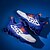billige Herresneakers-blå atletiske sneakers til mænd med unikt hulsåldesign, åndbar strikoverdel og flammedetaljer – lette løbesko med orange accenter