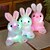 abordables Lumières de pâques-1 pièce mignon lapin en peluche lumineux cadeau de fête de Pâques atmosphère de festival décoration poupée
