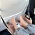 abordables Rangements pour voiture-adorable repose-pieds de siège auto ours brun sangle réglable - repose-pieds portable pour le confort des voyages et du bureau style dessin animé ajoute du soutien adapté à toutes les voitures cadeau