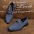 billiga Slip-ons och loafers till herrar-olivgröna herrloafers – snygga slip-on-skor i konstmocka med metallspänne för affärsmässiga och avslappnade looks, både middagsdejter och kontorskläder