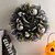 baratos Guirlandas de Halloween e Decorações Florais-Guirlanda de Halloween para decoração de porta da frente interna e externa, guirlanda de cabeça de caveira de malha preta para pendurar na parede, adereço de festa de terror em casa mal-assombrada,