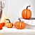 abordables Figurines et ornements-Décoration de citrouille artificielle 3 pièces, citrouilles en mousse de décoration d'automne bohème pour Halloween pour une utilisation intérieure et extérieure, centre de table de fête des récoltes