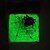 abordables Halloween-Telaraña fluorescente verde con arañas de plástico, perfecta para fiestas de Halloween, no necesita energía, crea un ambiente espeluznante, crea una atmósfera misteriosa y brilla en la oscuridad.