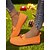 abordables Zapatillas sin cordones y mocasines de mujer-Mocasines Flyknit sin cordones con puntera ancha en color naranja para mujer: cómodos zapatos planos informales y transpirables con detalle de cadena metálica, ideales para ir de compras, trabajar y pasear por el jardín.