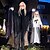 billige Halloween-Uhyggeligt skelet med lydeffekt, stemmeaktiveret skelet med lysende LED-øje til indendørs og udendørs dekoration