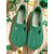 billige Damesko-Grønne slip-on strikkede damesko – åndbare og behagelige sko til både festivaler og hverdagsstil.