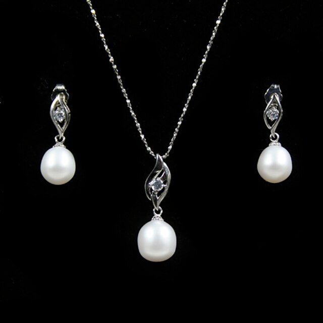  14k White Gold White 10.5 - 11mm AA FW Pearl Necklace And Earrings Set