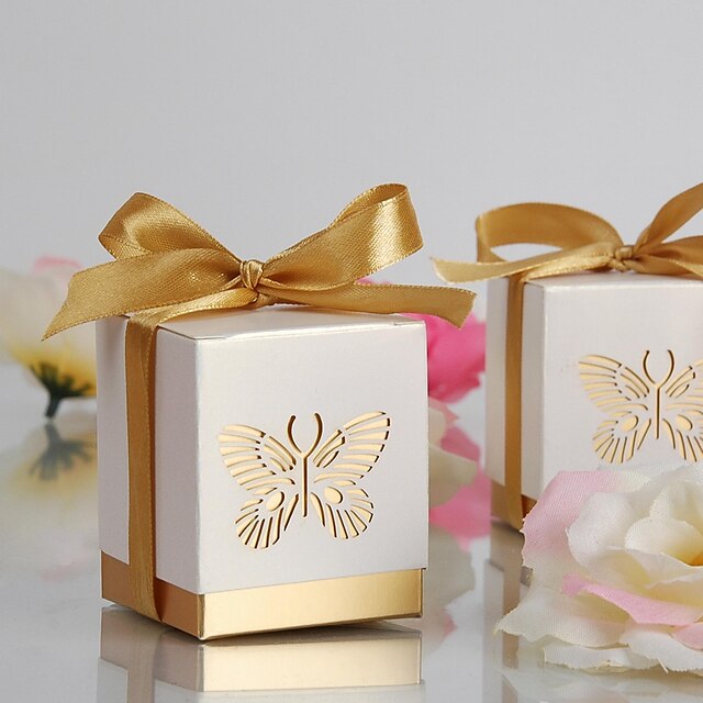  Gold-Laser-Cut-Schmetterling zugunsten Box (Satz von 12)