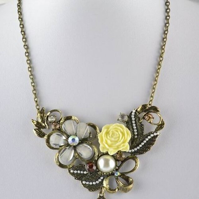  Irregular Acrylic Alloy Necklace With Flowers