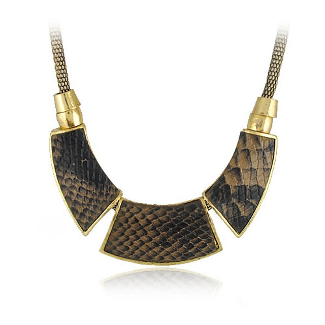  Animal Print In Gold Alloy Collar Necklace
