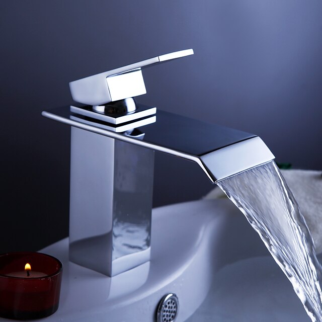  バスルームのシンクの蛇口 - 滝状吐水タイプ クロム センターセット 一つ / シングルハンドルつの穴Bath Taps