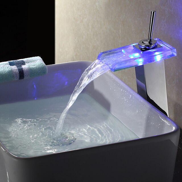 Kylpyhuoneen altaan hana, LED hana, kromi viimeistely