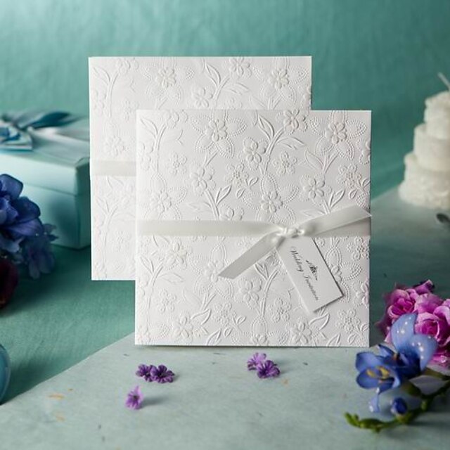  Side Fold Wedding Invitations Invitation Sample Vintage Style / Floral Style Embossed Paper 6