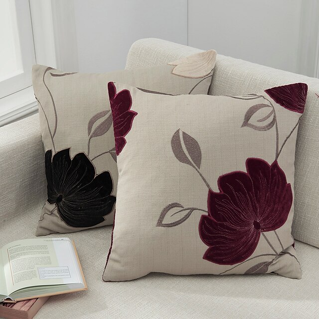  2 pcs Polyester Pillow Cover, Floral Country