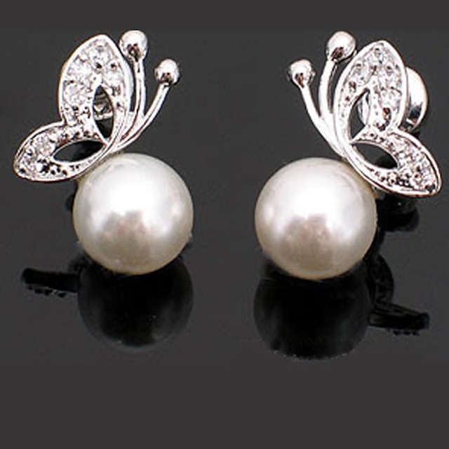  Women's Stud Earrings Butterfly Ladies Basic Fashion Cute Pearl Earrings Jewelry White / Sliver For Party Daily Casual