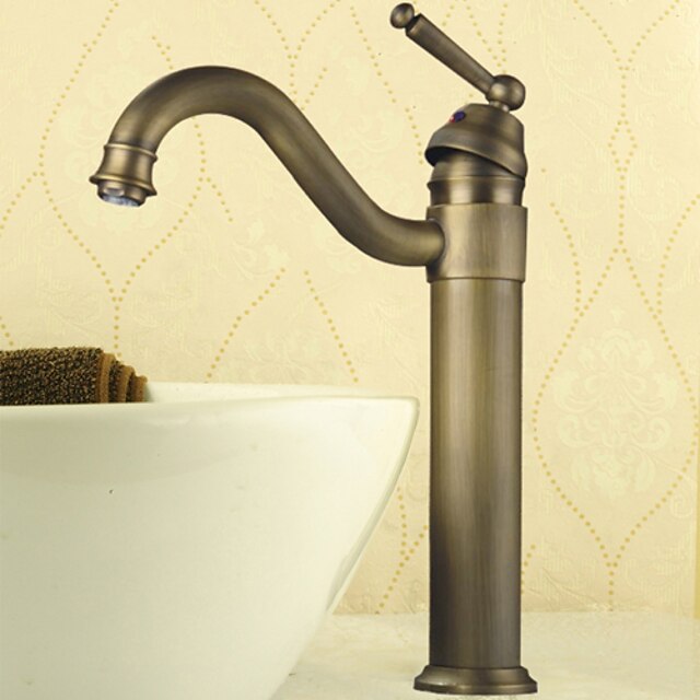  Bruneret One Håndtag to huller håndvasken vandhane