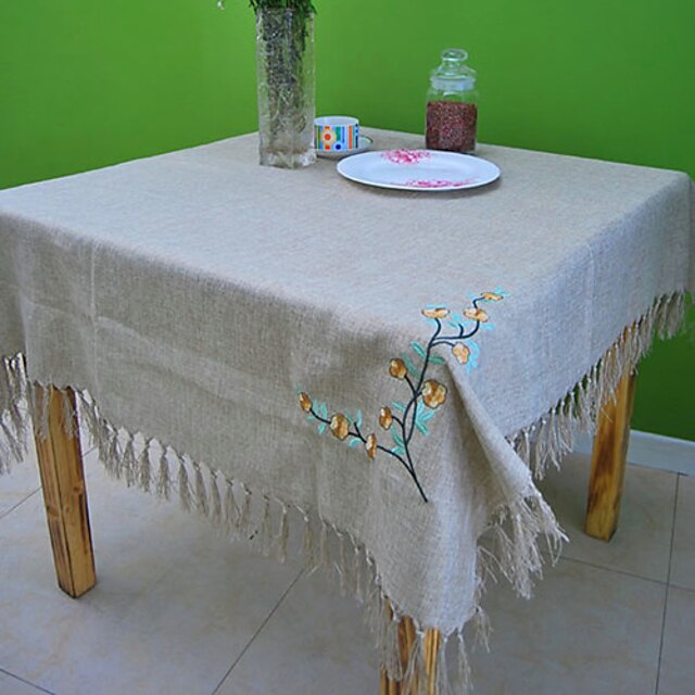  Poly / Cotton Blend Square Table Cloth Embroidered Table Decorations