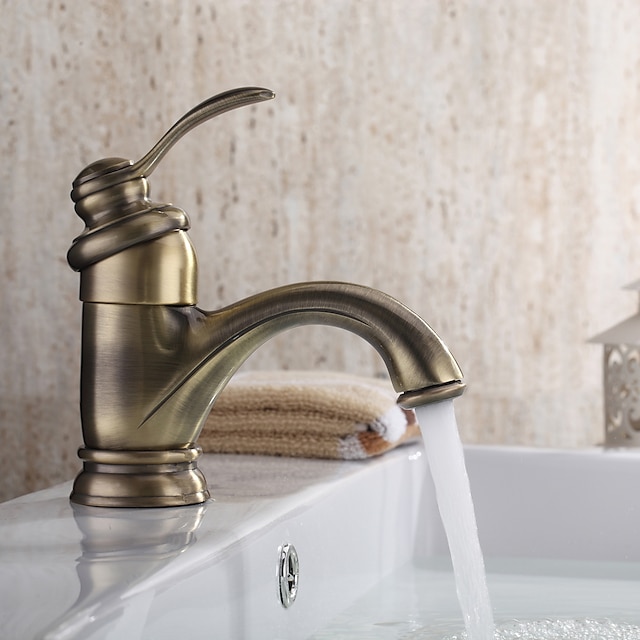  Bathroom Sink Faucet Traditional Antique Brass Brass Centerset