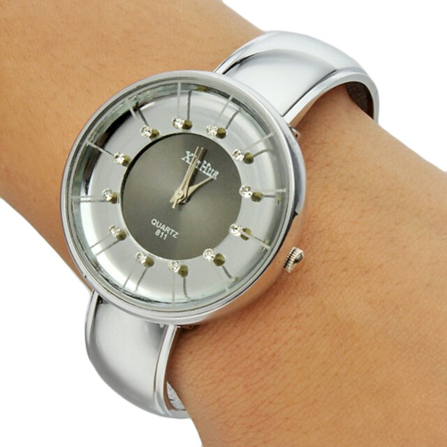 Women's Diamante Round Dial Alloy Band Bracelet Watch (Assorted Colors