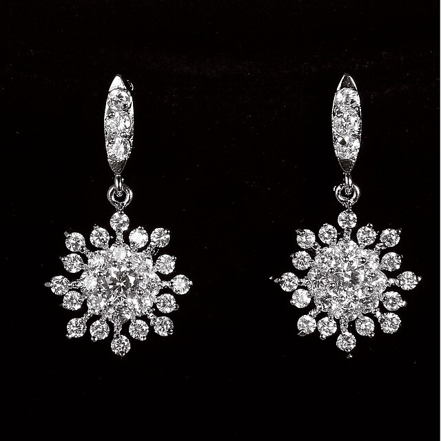  Graceful platineret Med Zircon Snowflake Shaped Kvinders Drop øreringe