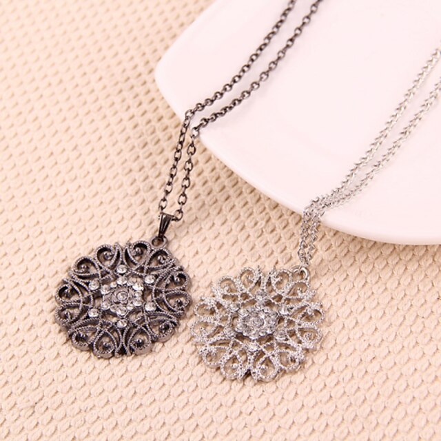  Women's Pendant Necklace Hollow Out Flower Ladies European Alloy Black White Necklace Jewelry For Party