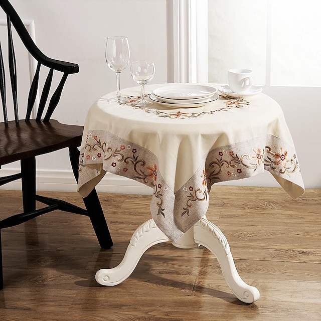  Table Cloths Classical Embroidery Tablecloth 85*85cm