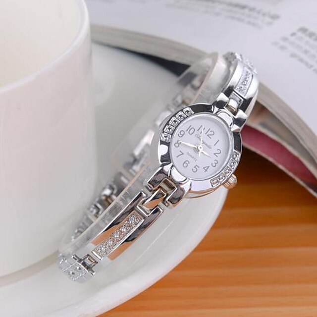  Pentru femei Ceas Elegant  Ceas La Modă Ceas de Mână Quartz imitație de diamant Aliaj Bandă Charm Sclipici Argint