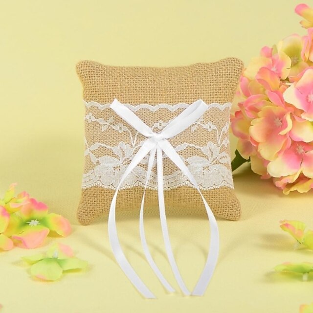  Bowknot Lace / Linen Ring Pillow Garden Theme