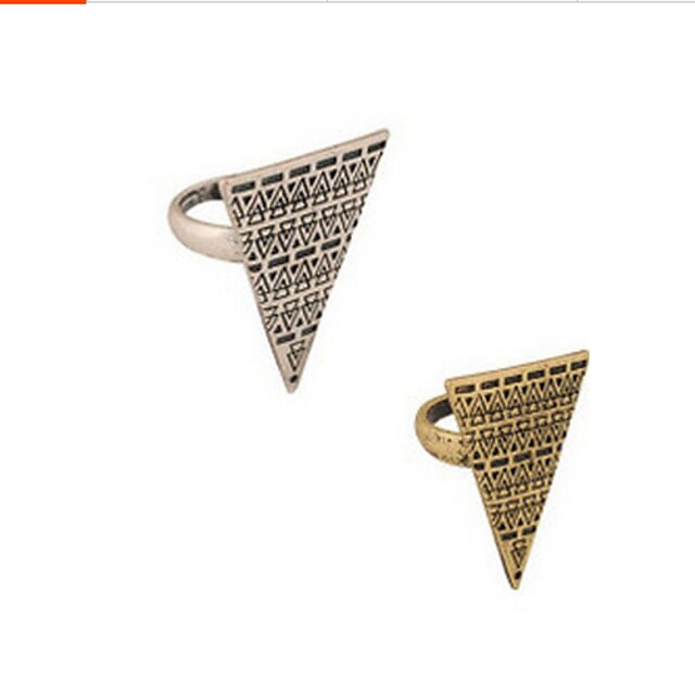  Lucky Star Women's Vintage Triangle Alloy Ring Classical Feminine Style