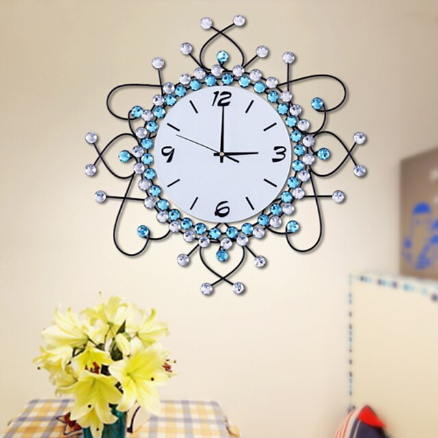  Modern Style Iron Diamond Mute Wall Clock