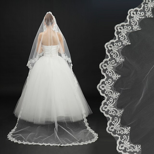  One-tier Lace Applique Edge Wedding Veil Cathedral Veils with Embroidery / Appliques 118.11 in (300cm) Lace / Tulle / Classic