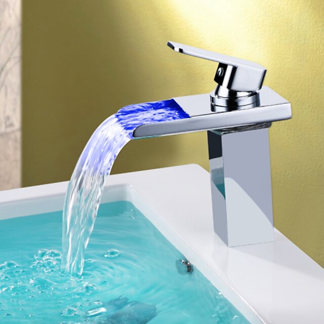  Ванная раковина кран - LED / Водопад Хром По центру Одно отверстие / Одной ручкой одно отверстиеBath Taps / Латунь