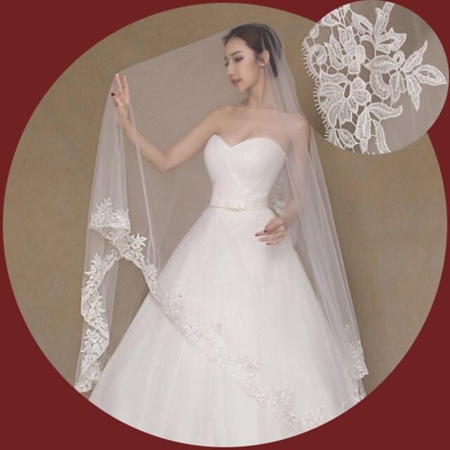  One-tier Lace Applique Edge Wedding Veil Cathedral Veils with Embroidery Lace / Tulle / Angel cut / Waterfall