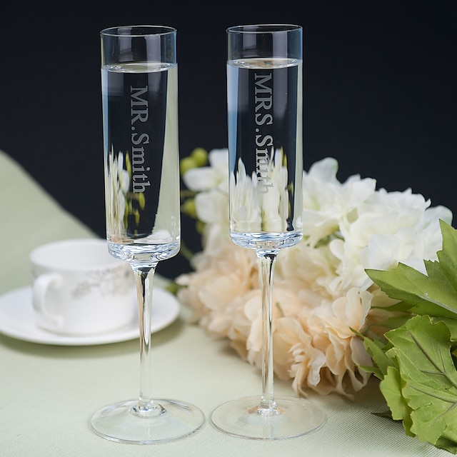  Personalized Toasting Flutes MR and MRS(Set of 2) Wedding Reception