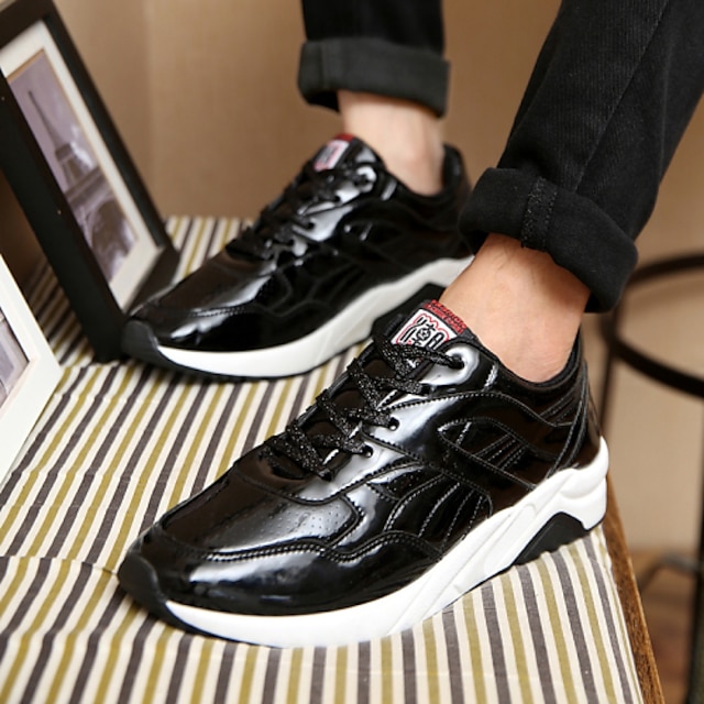  Men's Running Shoes  Black / Silver / Gold